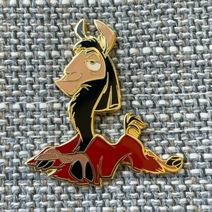 Emperor Kuzco as Llama Disney Trading Pin - Laying Down Pose - Disney World 2002